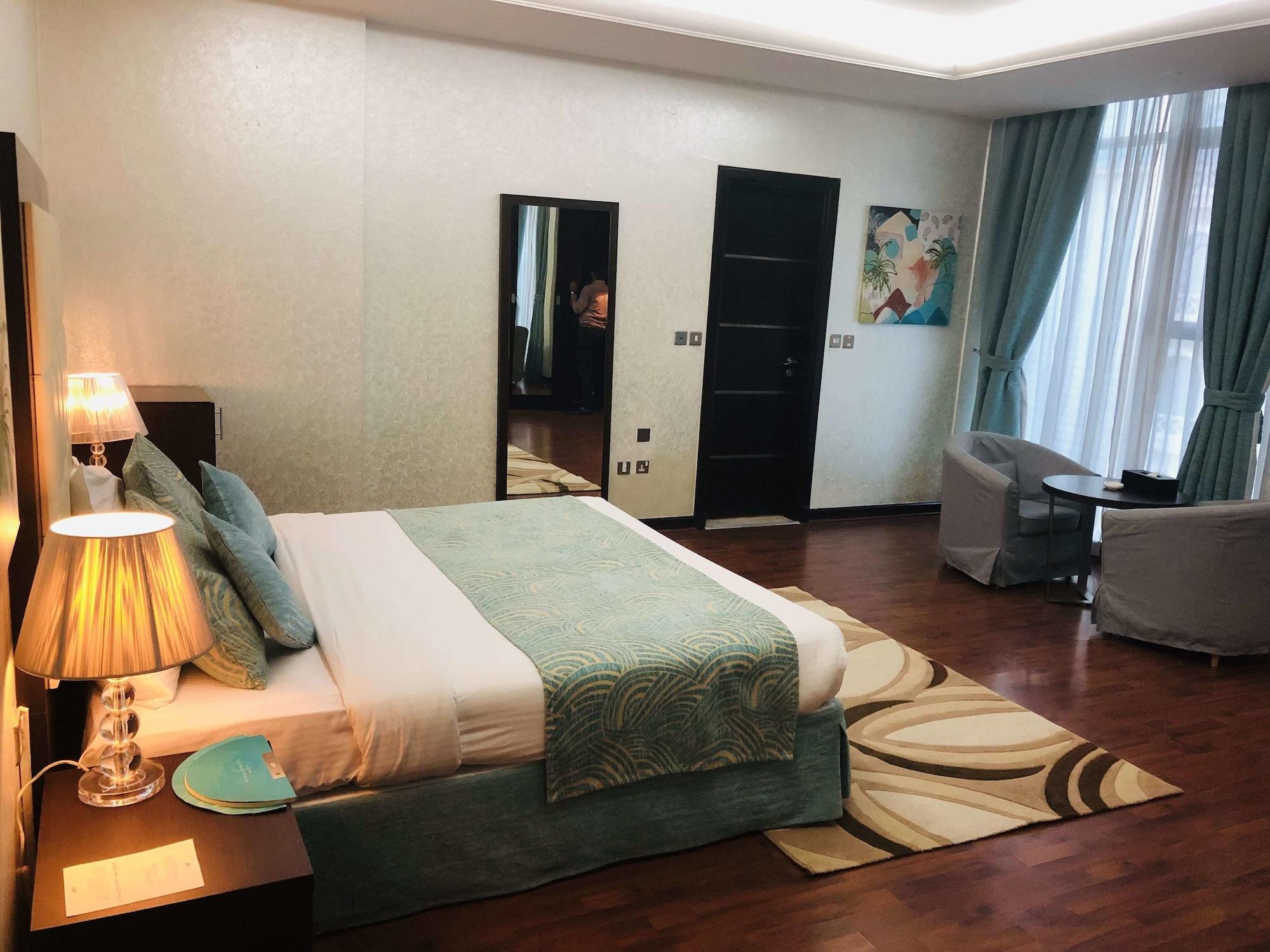 Hotel Gokulam Park Doha Exterior foto