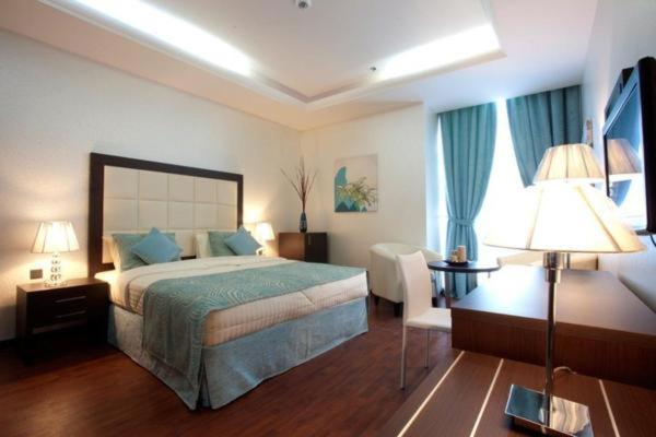 Hotel Gokulam Park Doha Exterior foto